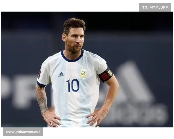 从天才射手到全民公敌苏亚雷斯形象反转的多重原因分析